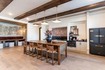 Gourmet coffee & tea bar